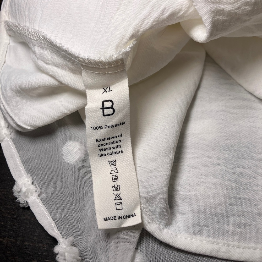 B Swiss Dot Blouse Women XL White  Short Sleeve Lined Textured Top Romantic - Picture 8 of 8